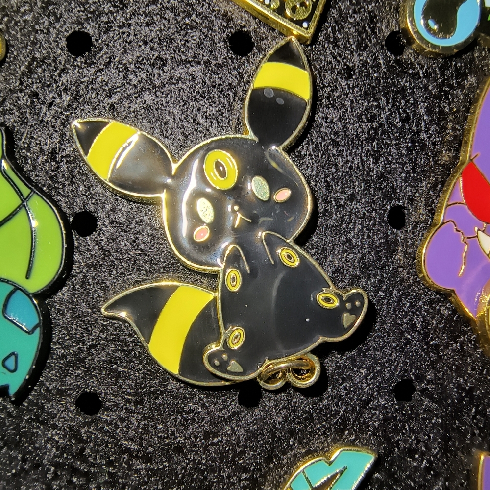 Pokemon Umbreon Yellow and Black Enamel Pin
